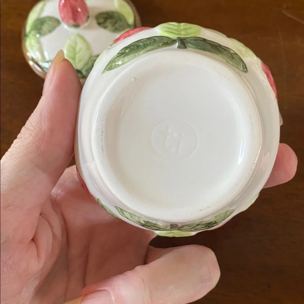 Tuscany Strawberry Ceramic Serving Tray Sugar Creamer Set Coffee Tea Server